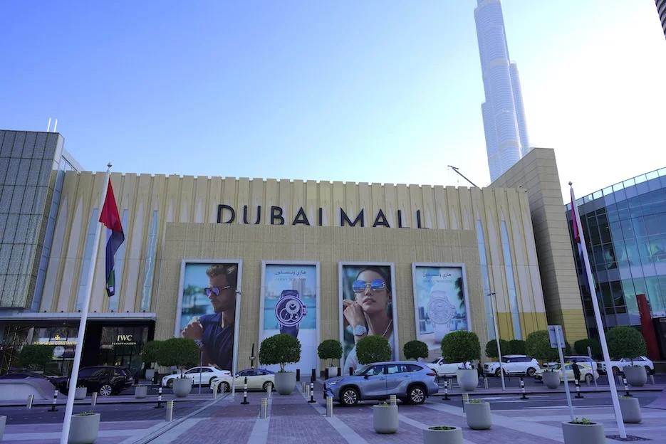 مواقف الازياء دبي مول